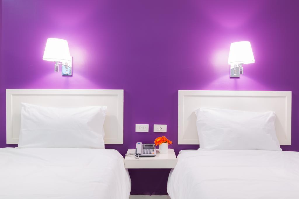 Hotel Zing Phnom Penh Ruang foto