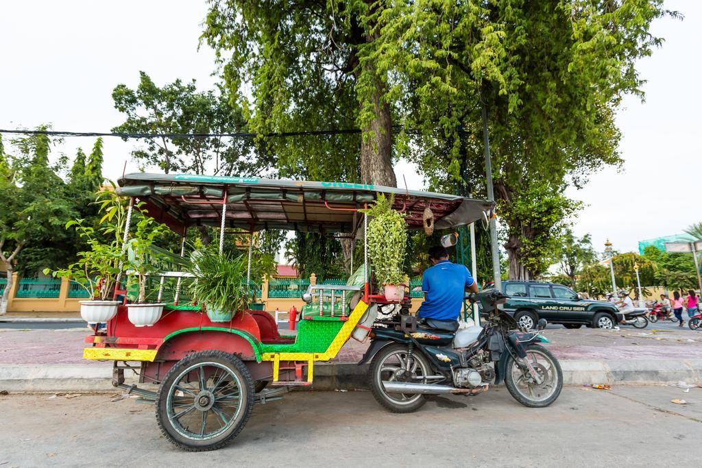 Hotel Zing Phnom Penh Bagian luar foto