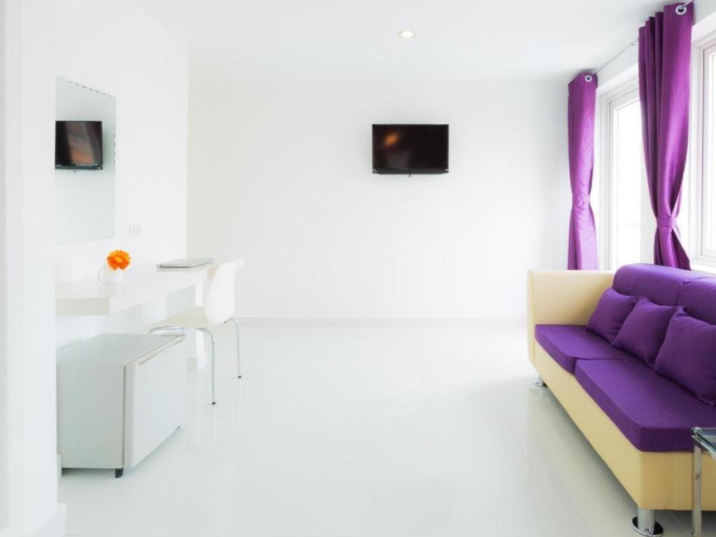 Hotel Zing Phnom Penh Bagian luar foto