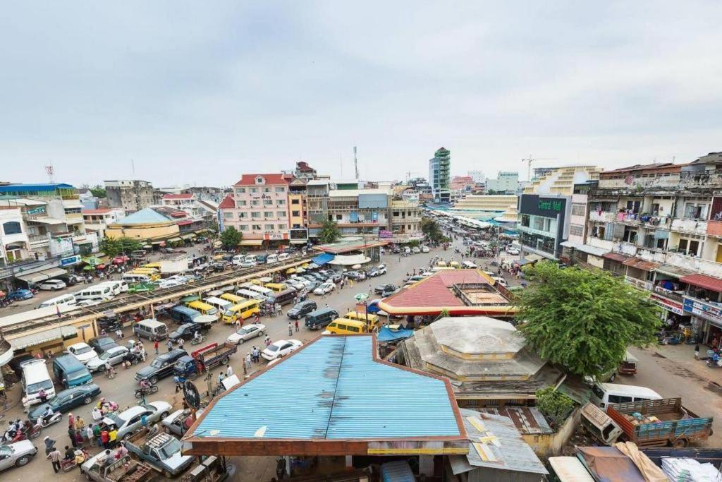 Hotel Zing Phnom Penh Bagian luar foto