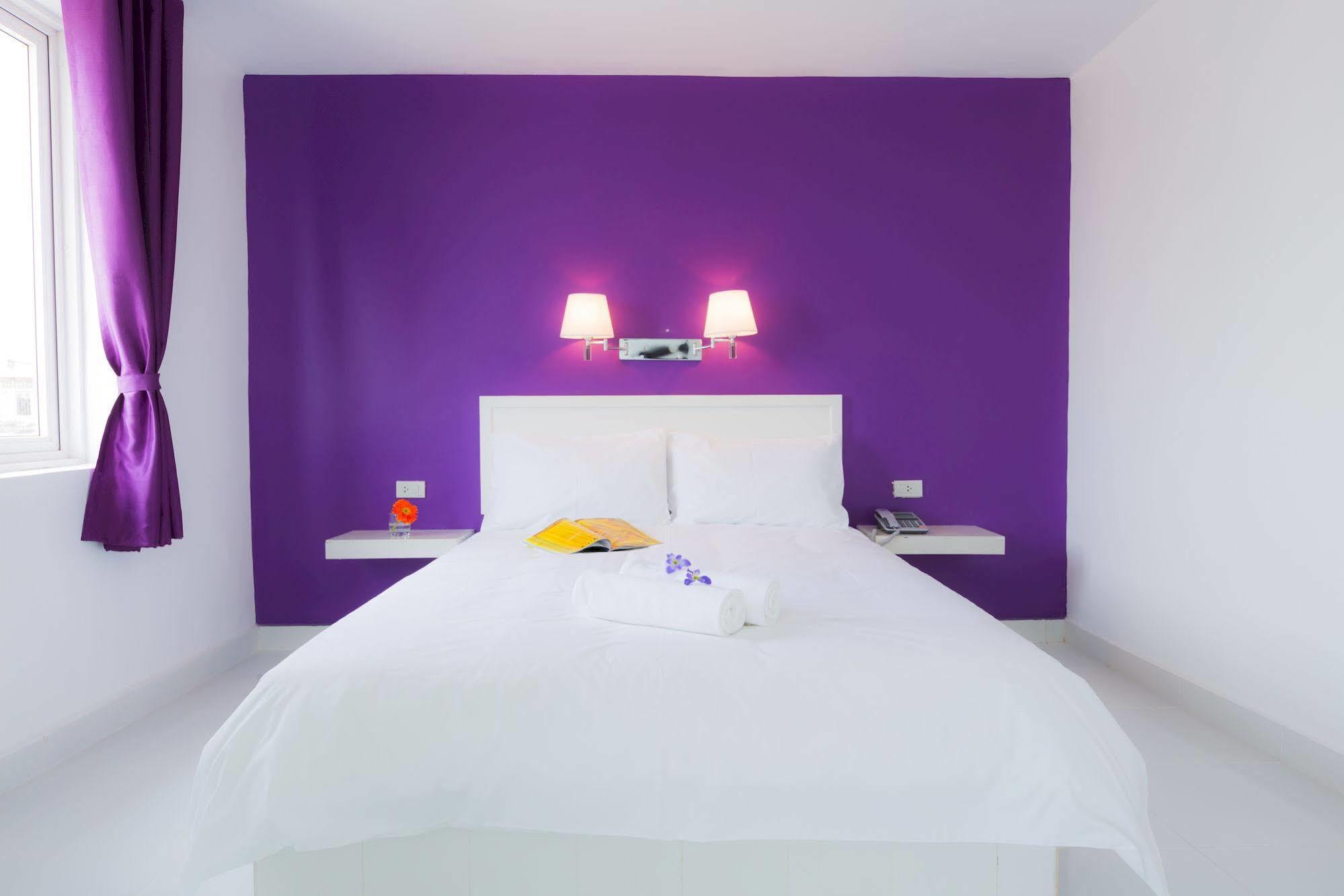 Hotel Zing Phnom Penh Bagian luar foto